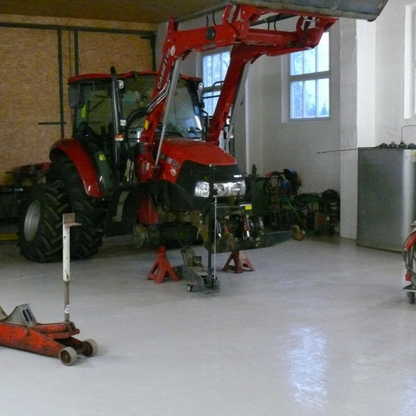Superbond Bodenfarbe für Beton – Industriehallenbeschichtung aus Epoxidharz
